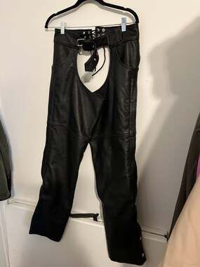 Eagle Leather Unisex Premium Black Leather Motorcycle Biker Chaps with Buckle an